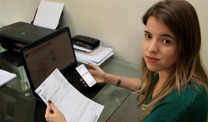 Adepta da tecnologia, a advogada Jordana Moraes usa banco em toda as plataformas(foto: Cludio Reis / Esp. CB / D.A Press)