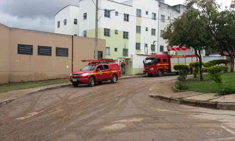 gua provocou prejuzos em um condomnio que fica na Rua das Amoreiras