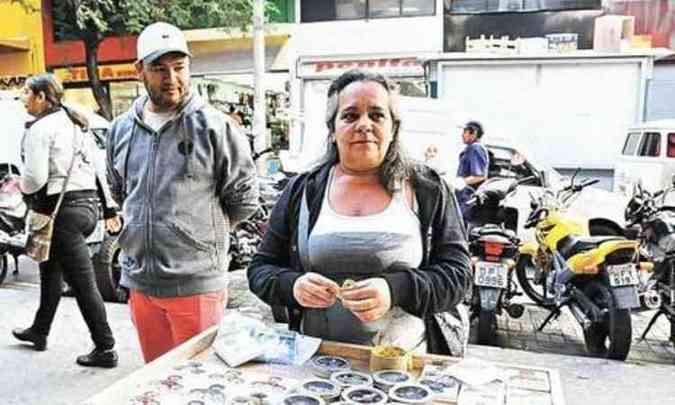 A ambulante Neiva prope a transferncia para local nico, mas em via pblica(foto: Ramon Lisboa/EM/D.A Press)