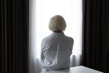 Mulher ser� indenizada ap�s ser chamada de v�ia no trabalho