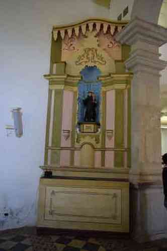 Imagem restaurada na Capela Nossa Senhora da Boa Morte, em Belo Vale, na Regio Central de Minas Gerais