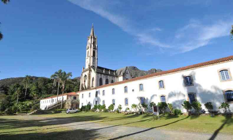 Com um patrimnio cultural rico, a exemplo do Santurio do Caraa, Minas oferece mais segurana a quem viaja