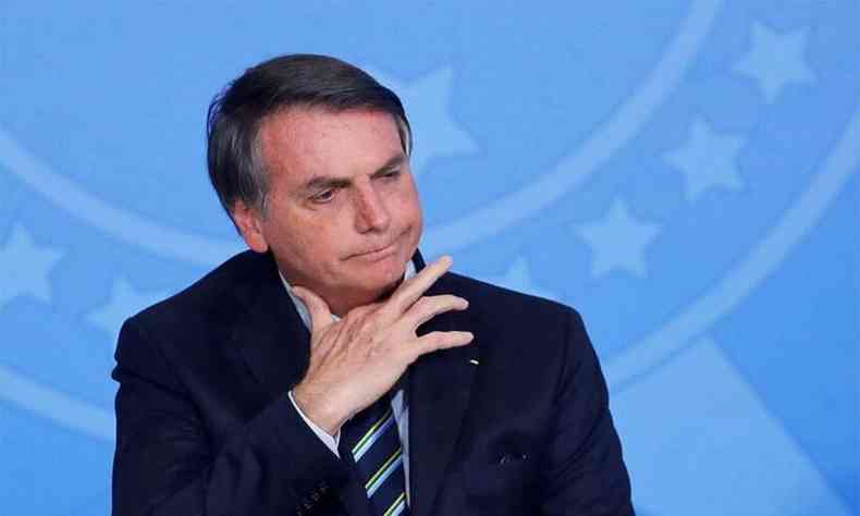 Bolsonaro pressiona governadores a baixar cobrana da alquota do ICMS sobre combustveis(foto: AFP)