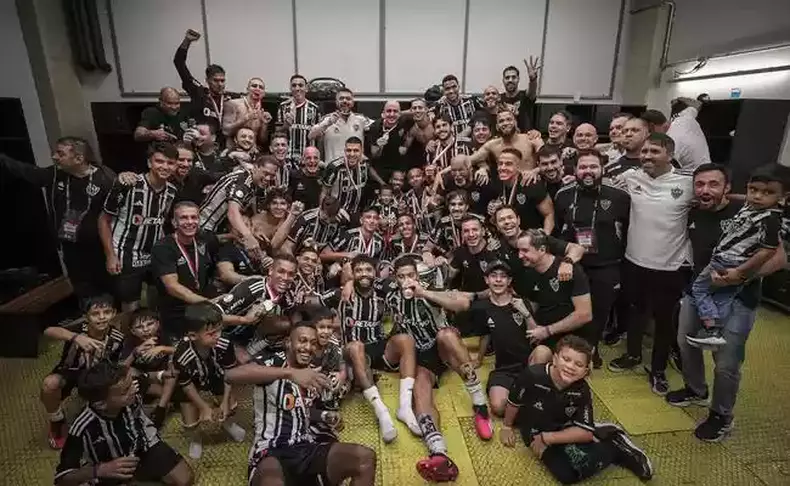 Jogadores do Galo