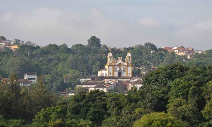 Com 300 anos, a charmosa Tiradentes é emoldurada pela Serra de São José, com sete igrejas(foto: Alexandre Guzanshe/EM/D.A Press - 16/01/2018) Com 300 anos, a charmosa Tiradentes é emoldurada pela Serra de São José, com sete igrejas(foto: Alexandre Guzanshe/EM/D.A Press - 16/01/2018)