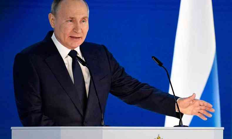 Presidente russo disse ontem que tomou a deciso 'por uma operao militar' na regio dominada pelos separatistas