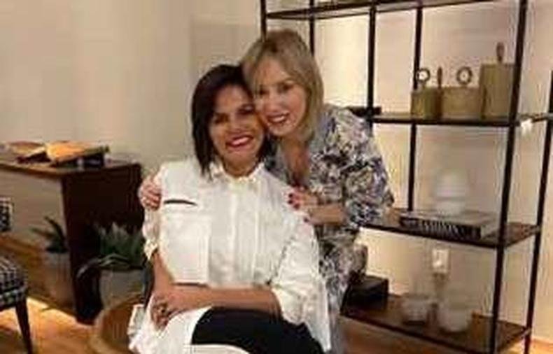 Cl�udia Magalh�es e Suzana Bicalho 