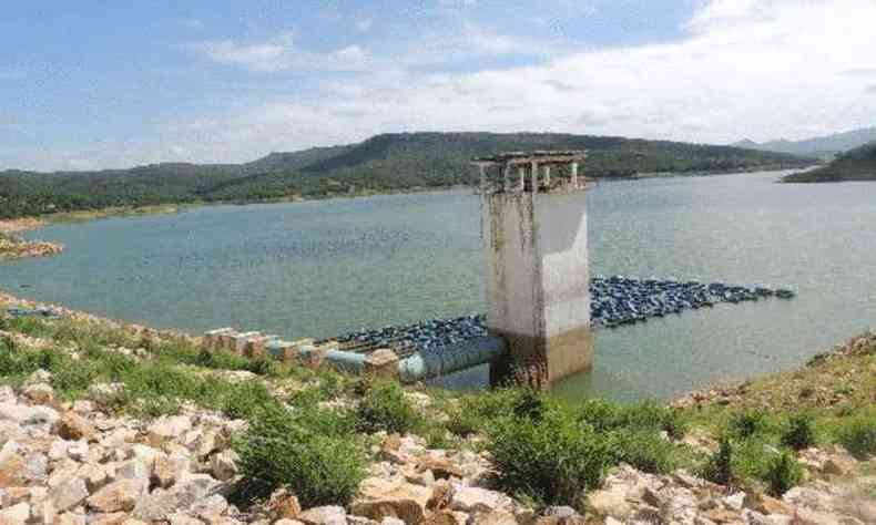 Barragem do Bico da Pedra, em Janaba no Norte de Minas(foto: Oliveira Junior/divulgaco )