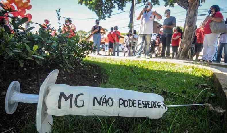 Protesto em favor da produção de vacina pelo estado(foto: Leandro Couri/EM/DA PRESS)