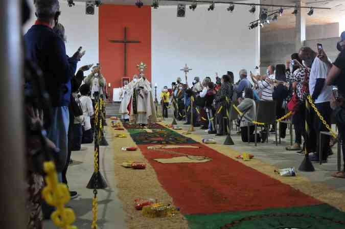 Missa de Corpus Christi em BH contou com doação de alimentos e distribuição de marmitasGladyston Rodrigues/EM/DA Press