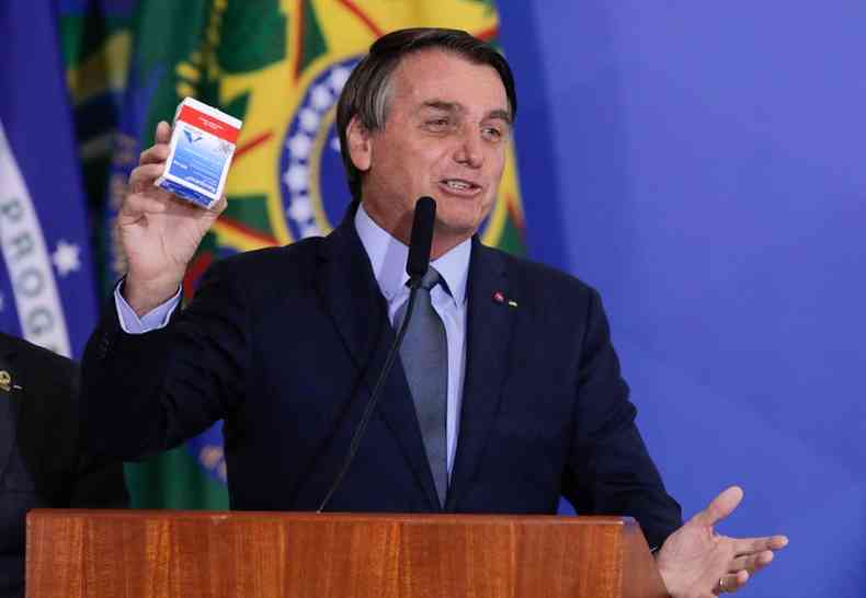O presidente Jair Bolsonaro (sem partido) voltou a defender ontem a hidroxicloroquina contra a COVID-19, mesmo sem comprovao de eficcia(foto: Srgio Lima/AFP - 16/9/20)