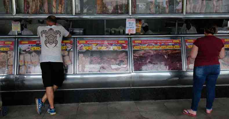 Aumento das exportaes para a China pressionou o preo da carne (foto: Leandro Couri/EM/D.A Press)