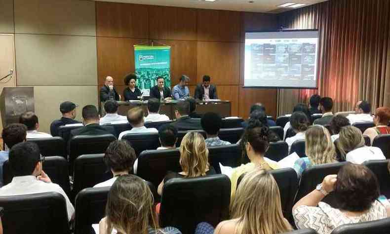 Aluizer Malab, presidente da Belotur e representantes da Fundao Municipal e Secretaria Municipal de Cultura anunciaram os eventos (foto: Edsio Ferreira: EM/ D.A Press)