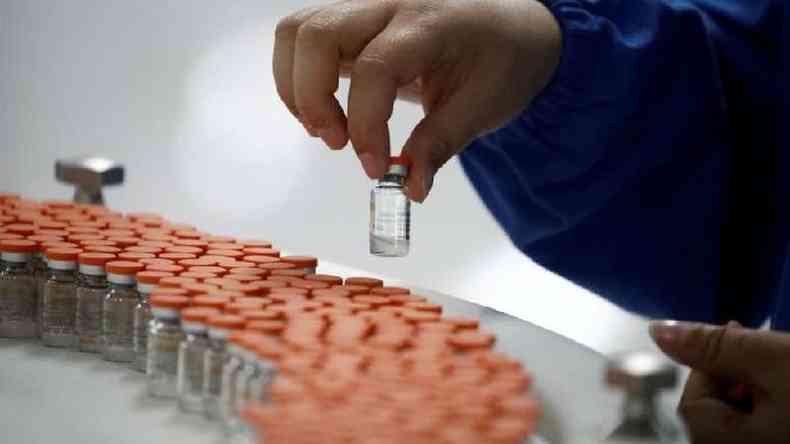 Fbrica da Sinovac na China; vacina est no centro de uma disputa entre o governador paulista Joo Doria e o presidente Jair Bolsonaro(foto: Reuters)