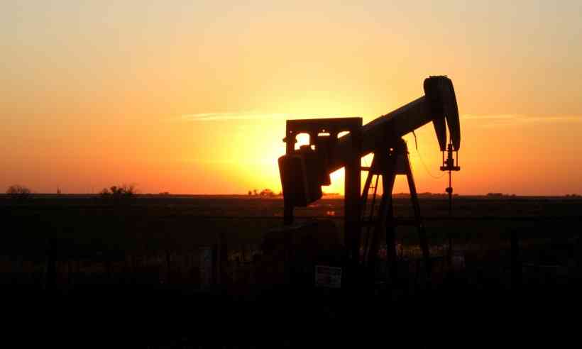  Produtores de petróleo decidem leve aumento da produção a partir de agosto 