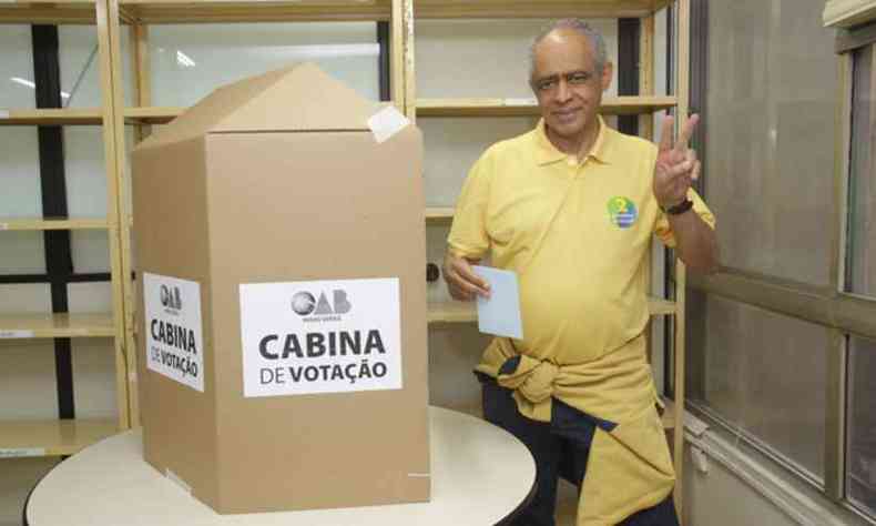 Raimundo Cndido foi declarado o novo presidente da OAB, mas Srgio Murilo garante que teve mais votos(foto: OAB/Divulgao)