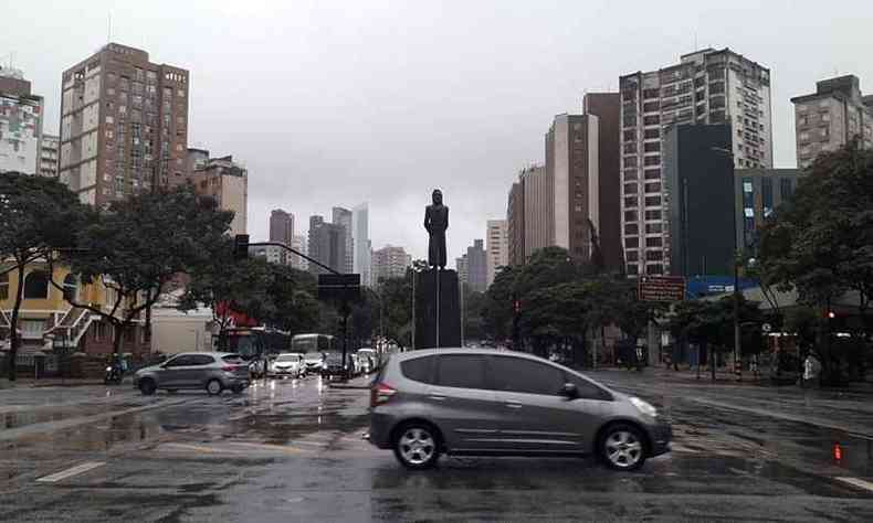Manh de chuva na Regio Centro-Sul de Belo Horizonte(foto: Jair Amaral/EM/DA Press)