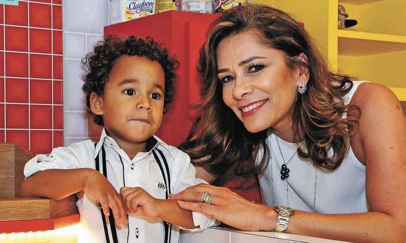 Gislene Lopes e Lucas