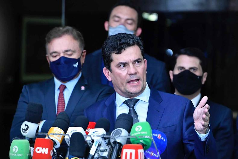 Pena que Sergio Moro ainda não tenha talento, jogo de cintura e a malandragem para enfrentar essa guerra com os instrumentos certos(foto: Waldemir Barreto/Agência Senado) Ex-ministro Sergio Moro