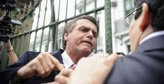 Jair Bolsonaro e Randolfe Rodrigues se desentenderam na entrada do DOI-Codi(foto: Tnia Rgo/ABr)