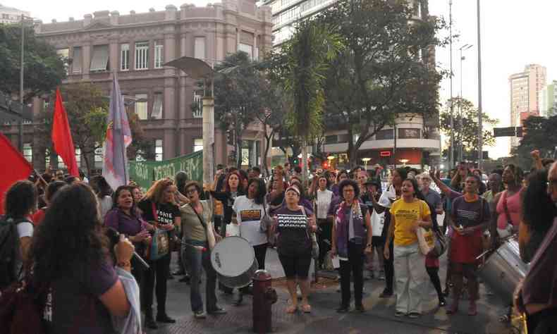Ato de protesto organizado por coletivos feministas em BH, na Praa Sete, no ltimo dia 3 de agosto 