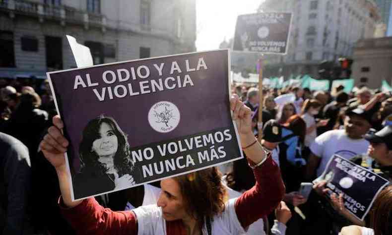 Manifestao em prol de Kirchner