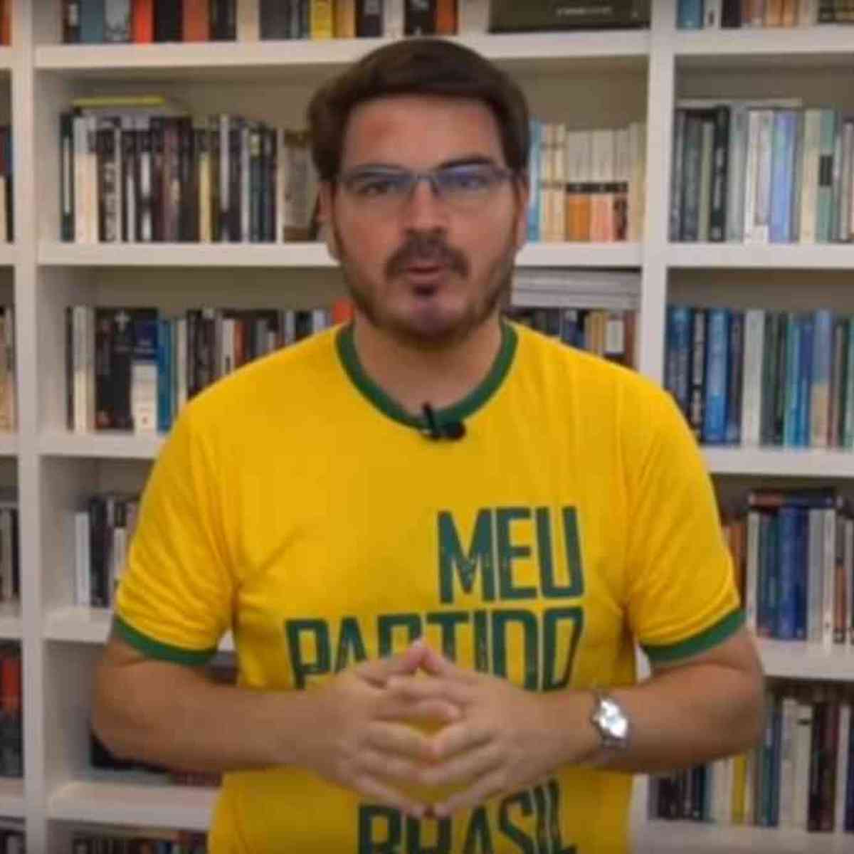 Rodrigo Constantino lamenta rendição de Bolsonaro e diz que ele