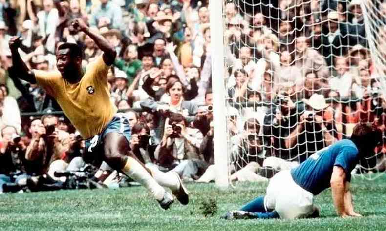O gol na final da Copa de 1970, contra a Itlia, no Mxico, onde o Brasil e o craque foram tricampees do mundo