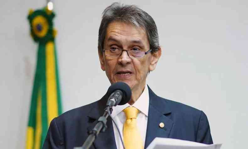 TSE veta candidatura de Roberto Jefferson e corta 'fundão' - Politica - Estado de Minas