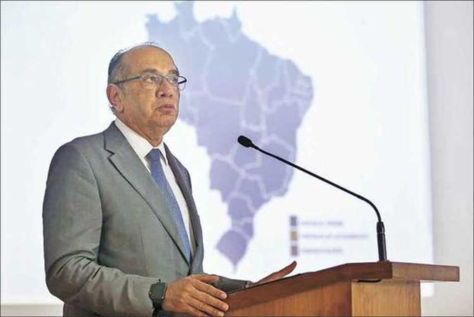 O presidente do Tribunal Superior Eleitoral (TSE), ministro Gilmar Mendes, disse ontem que protestos em escolas são legítimos, mas devem levar em conta o direito do eleitor(foto: Marcello Casal Jr./Agência Brasil) O presidente do Tribunal Superior Eleitoral (TSE), ministro Gilmar Mendes, disse ontem que protestos em escolas são legítimos, mas devem levar em conta o direito do eleitor(foto: Marcello Casal Jr./Agência Brasil)