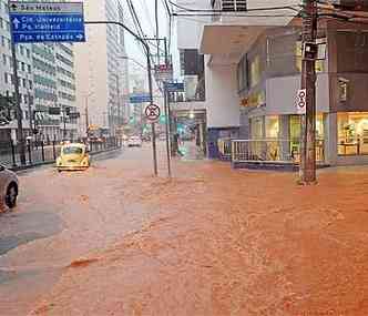 Segundo a Defesa Civil, choveu aproximadamente 72 milmetros(foto: Marcelo Ribeiro/Tribuna de Minas)