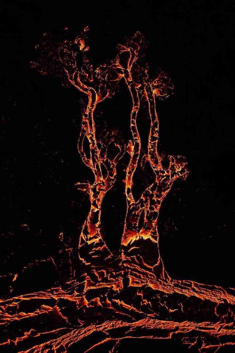Fluxo de lava do Vulco Fagradalsfjall, no vale Geldingadalir, na Islndia