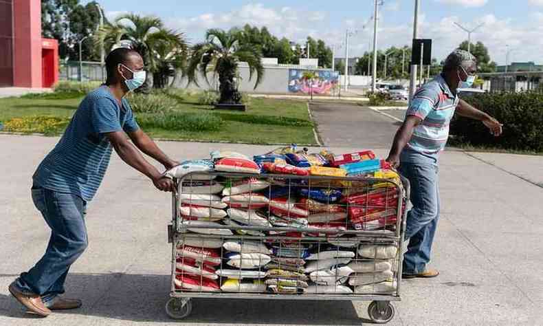 Contagem segue arrecadando cestas e alimentos para pessoas em vulnerabilidade(foto: Janine Moraes / Prefeitura de Contagem)