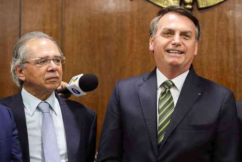 Ministro Paulo Guedes com o presidente Jair Bolsonaro(foto: Marcos Corra/PR)