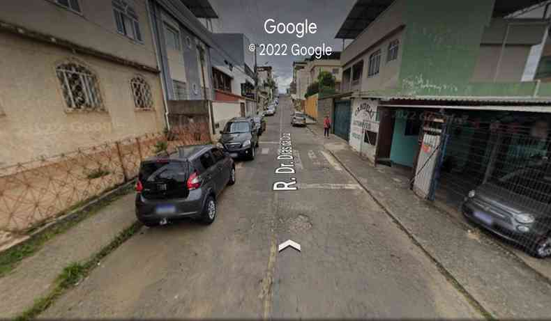 Rua em que est localizado o abrigo em que beb quase foi sequestrada em JF