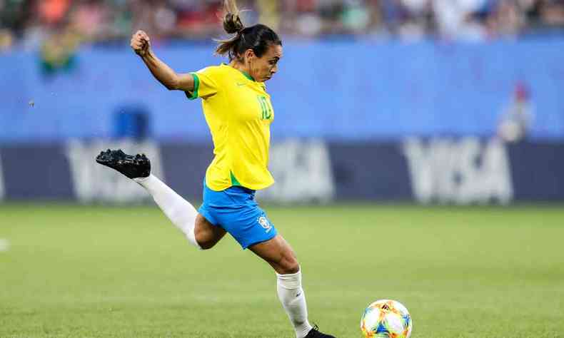 Marta, com a camisa da Seleo Brasileira