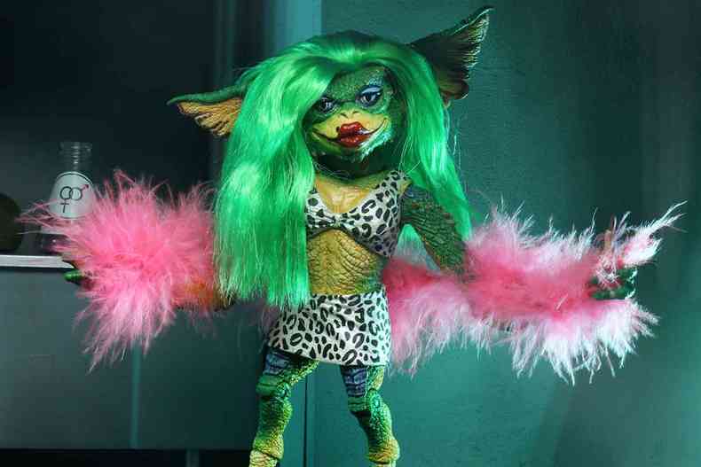 Monstro de roupa feminina e maquiagem do filme Gremlins 2: A nova gerao 