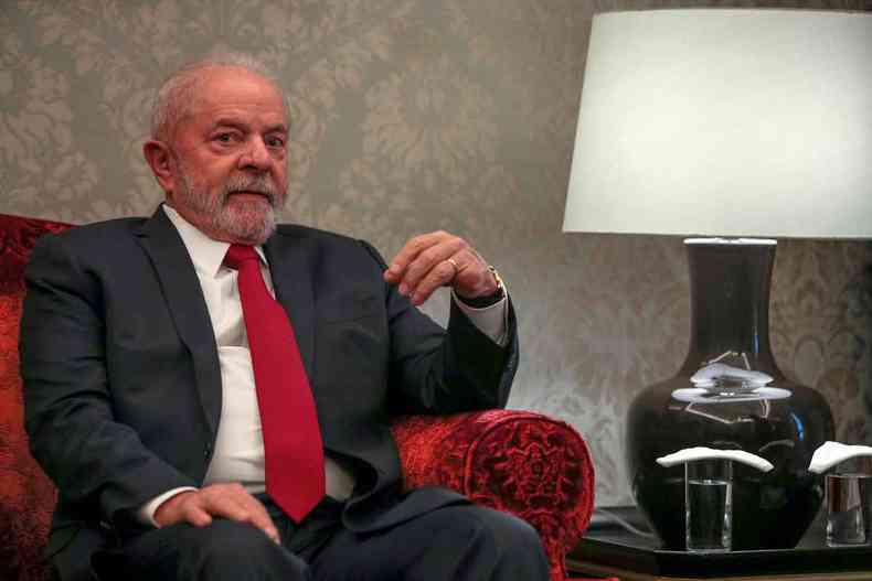 Lula, sendo Lula, no perdeu um minuto debatendo a reviso ''tcnica'' da regra do teto