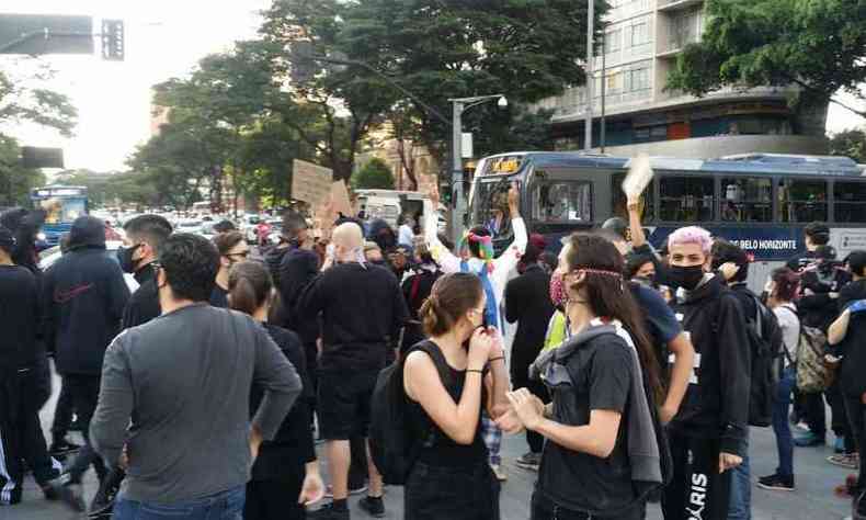 Na ltima segunda-feira, manifestantes se reuniram em BH contra represso policial e discriminao(foto: Edesio Ferreira/EM/D. A. Press)