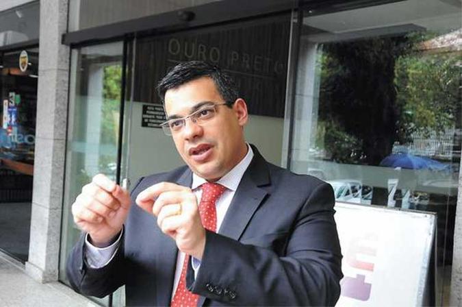Quem doou seu serviço acreditando em um candidato não pode ser punido Wederson Advincula, presidente da Comissão Eleitoral da OAB-MG (foto: Crsitina Horta/EM/D.A Press) Quem doou seu serviço acreditando em um candidato não pode ser punido Wederson Advincula, presidente da Comissão Eleitoral da OAB-MG (foto: Crsitina Horta/EM/D.A Press)