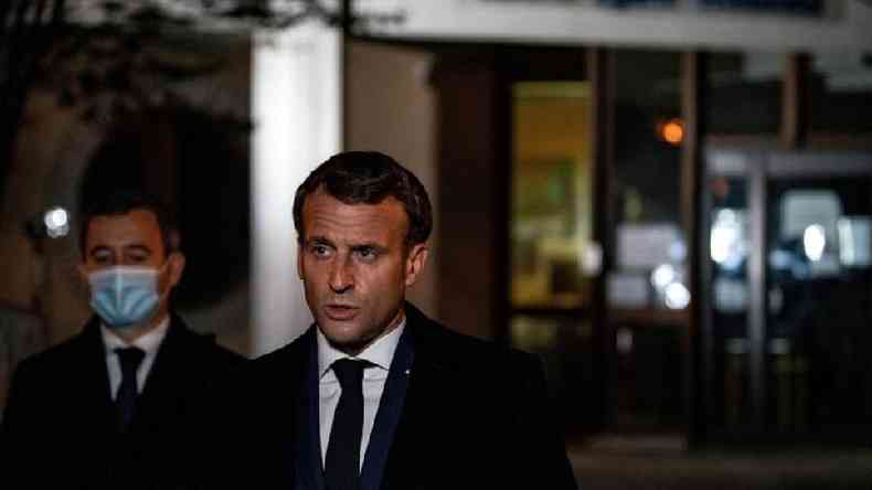 O presidente francs, Emmanuel Macron, esteve em Conflans-Sainte-Honorine aps ataque que matou professor(foto: Abdulmonam Eassa/REUTERS)