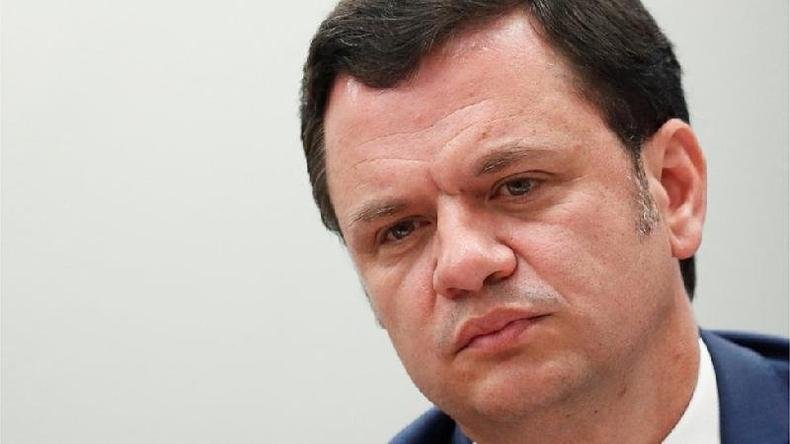 O ministro da Justiça e Segurança Pública, Anderson Torres, disse que pediu ao diretor-geral da Polícia Federal 'a instauração imediata de inquérito policial'(foto: Reuters) Anderson Torres em foto aproximada de seu rosto; ele olha com feição séria para a frente