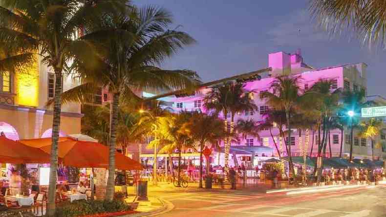 Miami Beach  um smbolo do luxo e do prazer  beira-mar(foto: Getty)