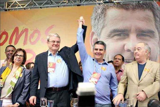 Paulo Brant, escolhido por Lacerda, foi confirmado candidato do PSB à prefeitura de BH(foto: Edésio Ferreira/EM/D.A Press) Paulo Brant, escolhido por Lacerda, foi confirmado candidato do PSB à prefeitura de BH(foto: Edésio Ferreira/EM/D.A Press)