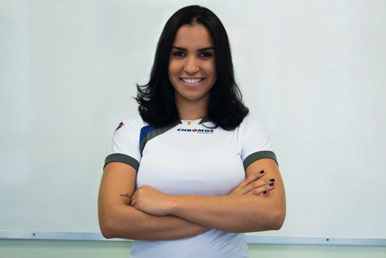Janiny Fernanda Nominato Santos, professora de Redação do Chromos Colégio e pré(foto: Chromos/Divulgação) Professora Janiny Fernanda Nominato Santos