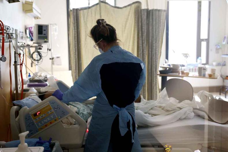 Estudo avaliou as consequncias e sequelas de pacientes que ficaram longos perodos internados na UTI