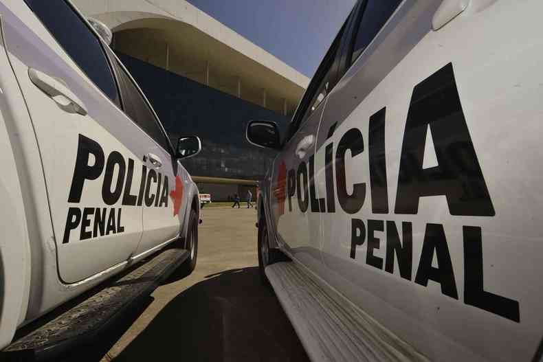 Viaturas da Polcia Penal