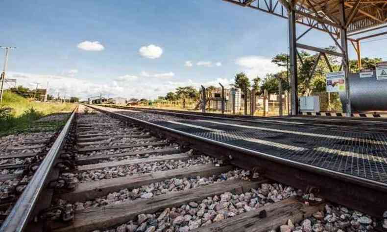 Proposta de um trem no Tringulo foi submetida ao governo pela VLI, com gasto de R$ 2,7 bilhes