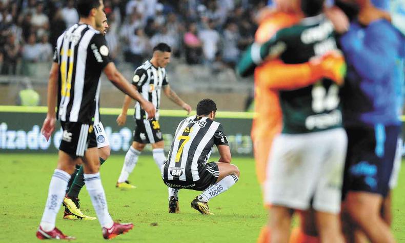 Palmeiras, que venceu o Atltico por 1 a 0 em pleno Mineiro, na 28 rodada deste Brasileiro, tem slido desempenho na competio e  o principal candidato ao ttulo