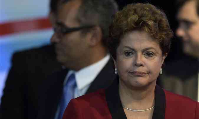 Presidente Dilma pode enfrentar manifestaes contra sua posse, em 1 de janeiro, em Braslia(foto: JUAN MABROMATA)